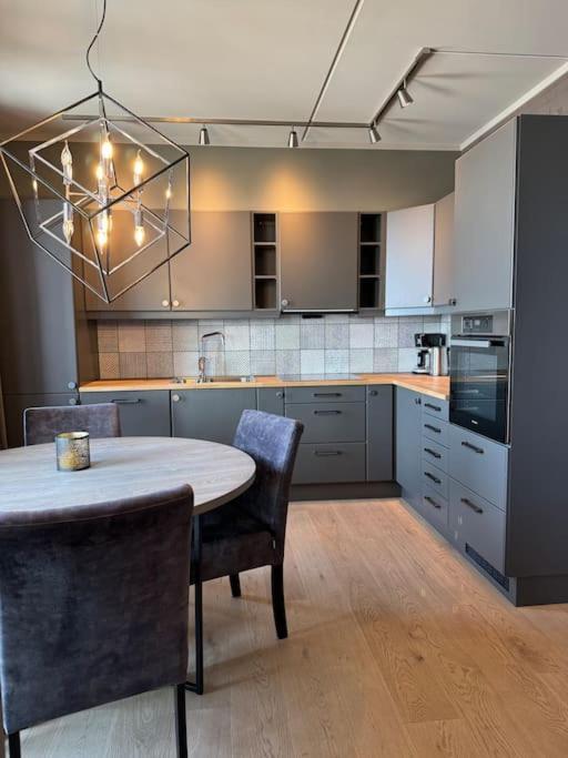 Apartment Riddertunets Utsikt Til Mugnetind